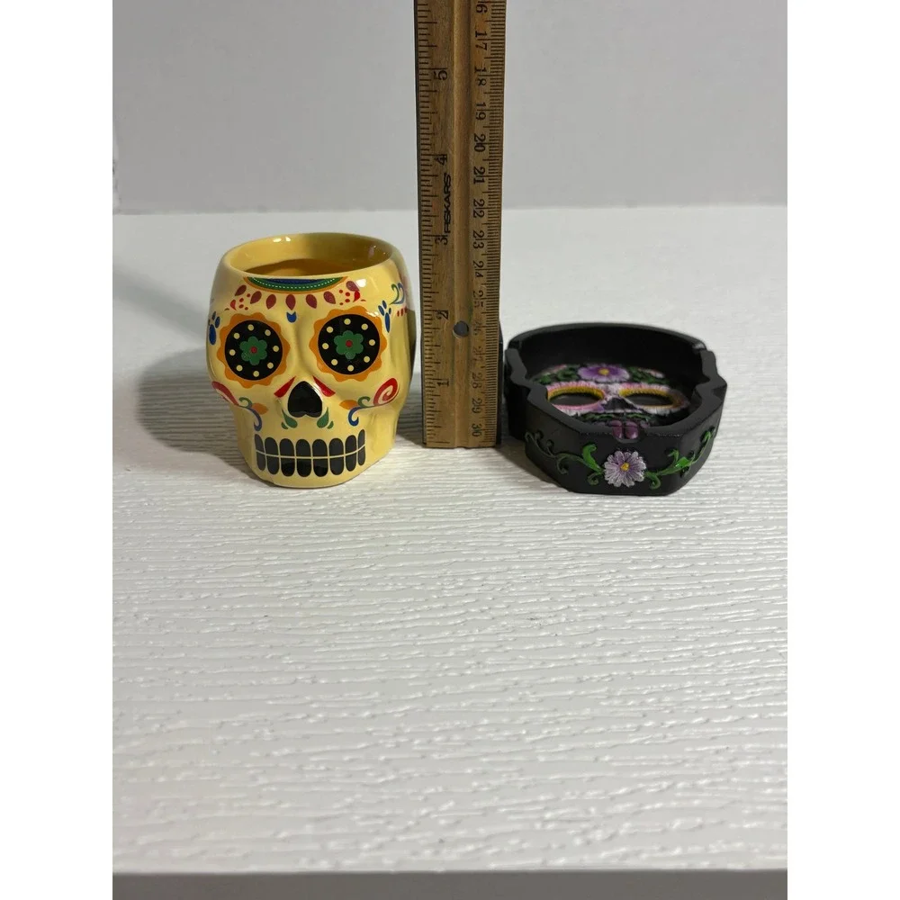Day of the Dead Calavera and Ashtray Set Yellow Black Floral Calavera S0132